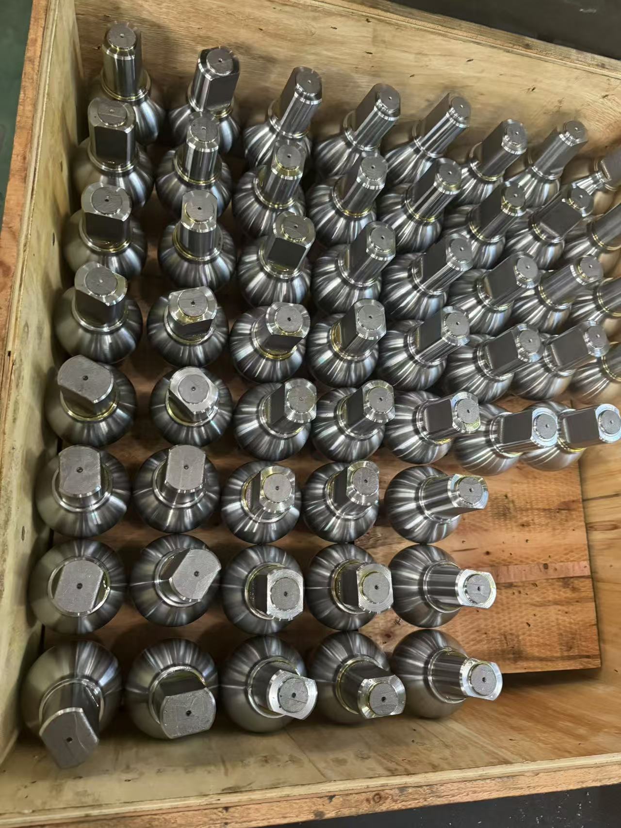 పైపు స్టబ్ ఫోర్జింగ్‌లను ఫోర్జింగ్ చేయడానికి ప్రెస్ హీటింగ్ పరికరాలను ఫోర్జింగ్ చేయడం వల్ల ఉపయోగాలు ఏమిటి?